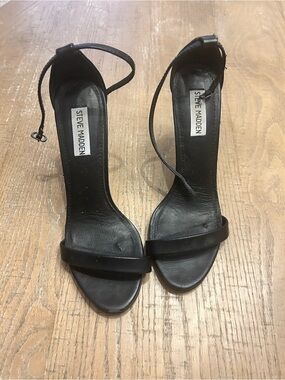 Steve Madden Black Leather Ankle-Tie Open-Toe Heels